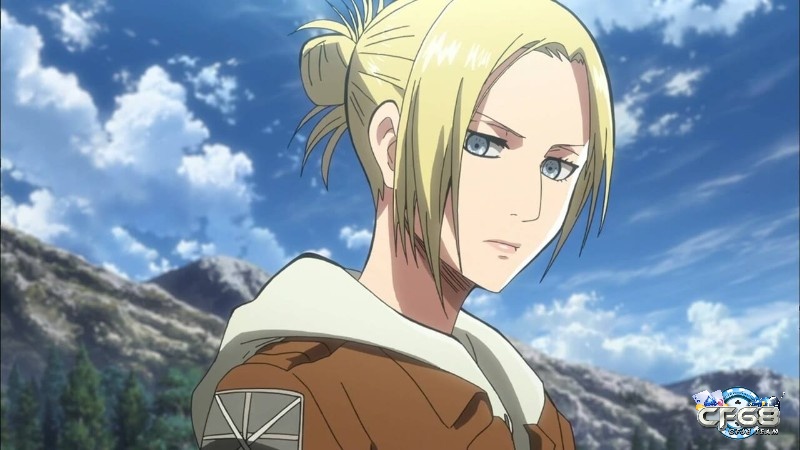 Annie Leonhart trong hình dạng bình thường